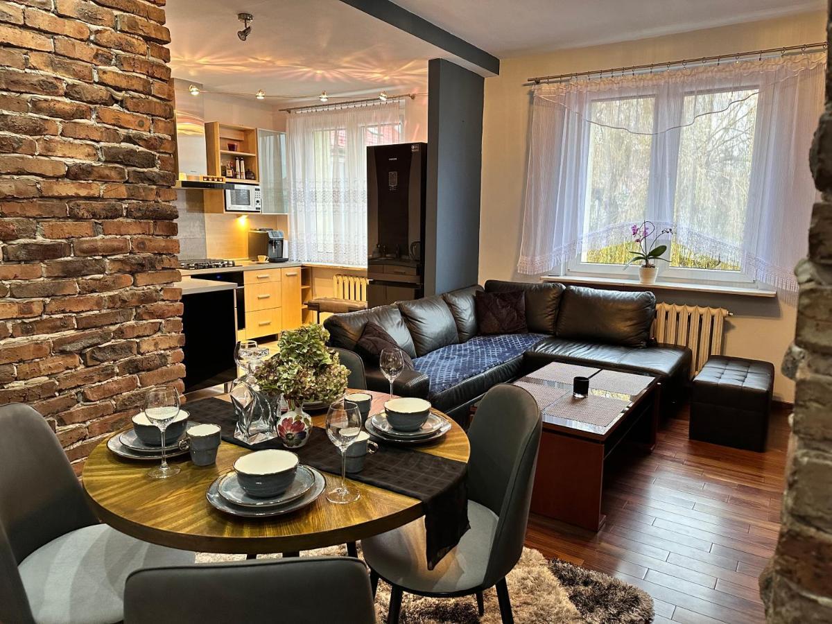 Be Inn - Luxury Apartment Gliwice Ngoại thất bức ảnh
