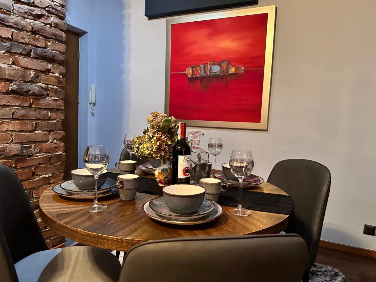 Be Inn - Luxury Apartment Gliwice Ngoại thất bức ảnh
